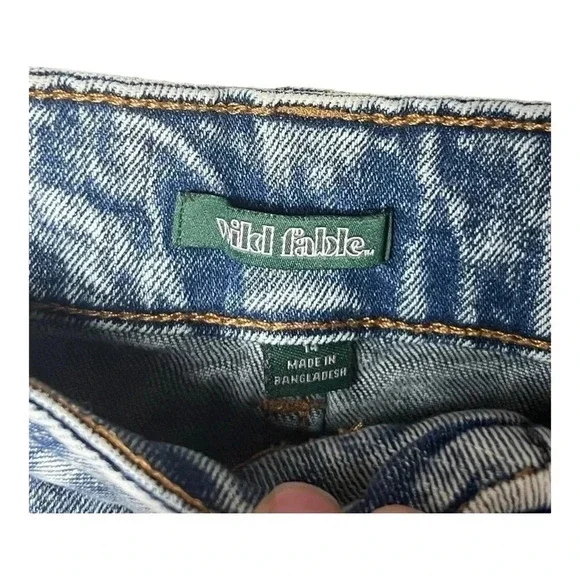 1560. WILD FABLE DENIM MINI LENGTH SKIRT CUTOFF FRAYED HEM SIZE 14 MEDIUM WASH‎ - Picture 4 of 7